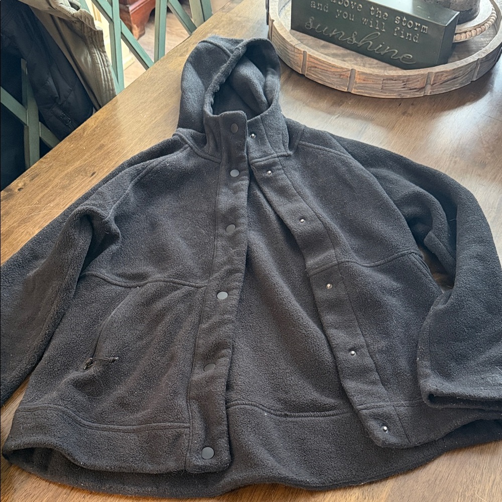 Super cute button front North Face jacket